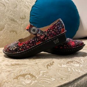 Alegria Leather Platform Shoes by PG Lite.